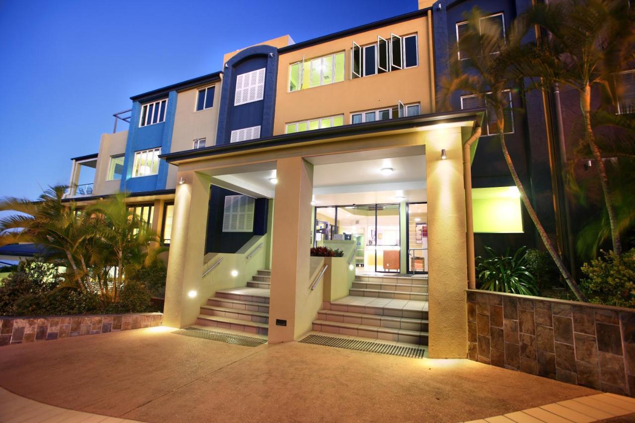Caloundra Central Apartment Hotel Official Екстериор снимка