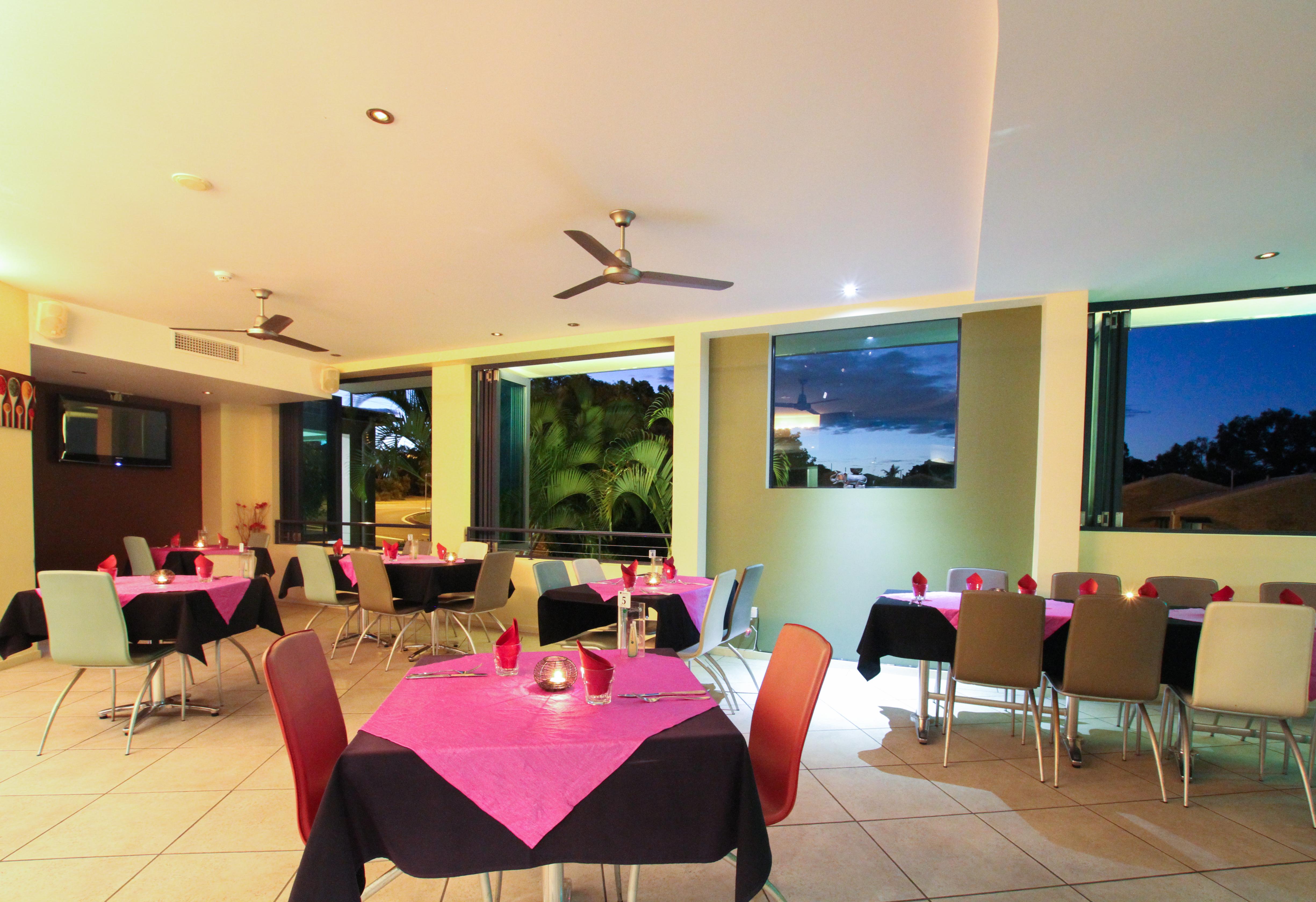 Caloundra Central Apartment Hotel Official Екстериор снимка