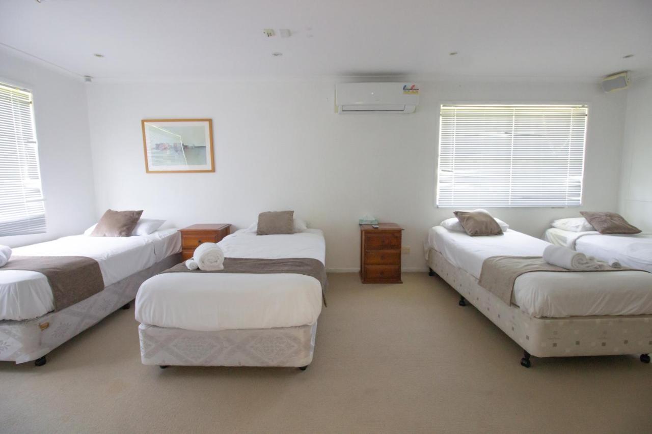 Caloundra Central Apartment Hotel Official Екстериор снимка